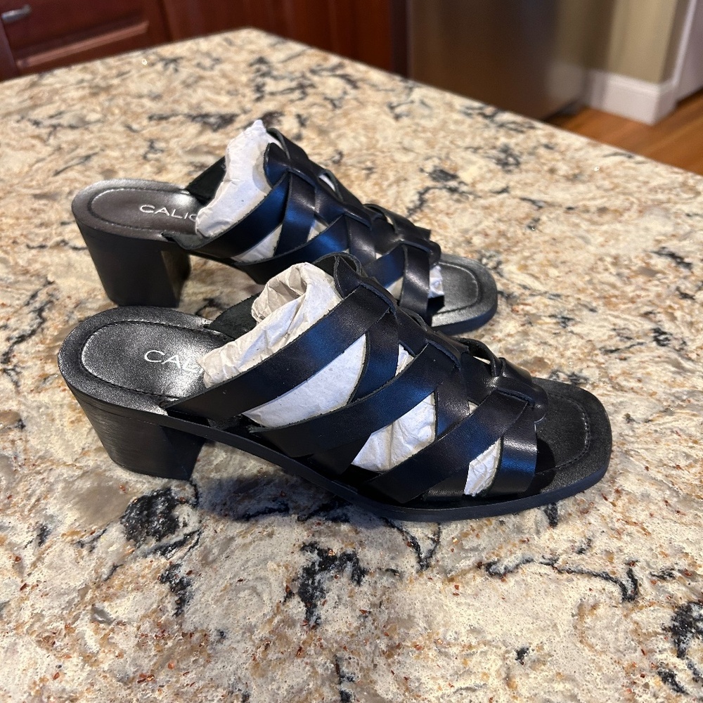 Ladies sandals
